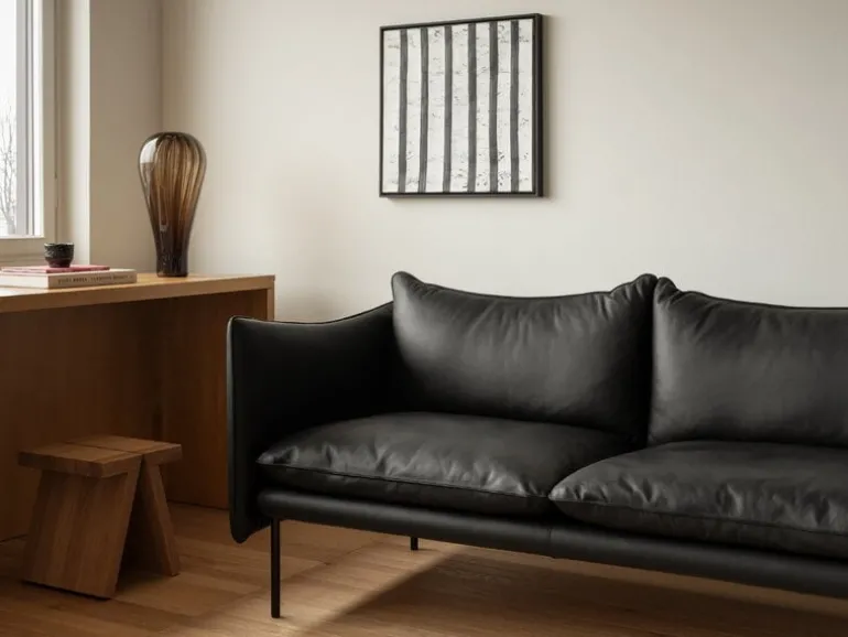 Fogia Tiki 2-seater sofa, black steel - black Elmosoft leather