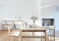 Form & Refine Alcoa tray, light grey