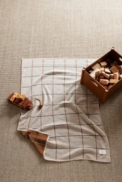 Form & Refine Aymara plaid, 70 x 100 cm, New Squares