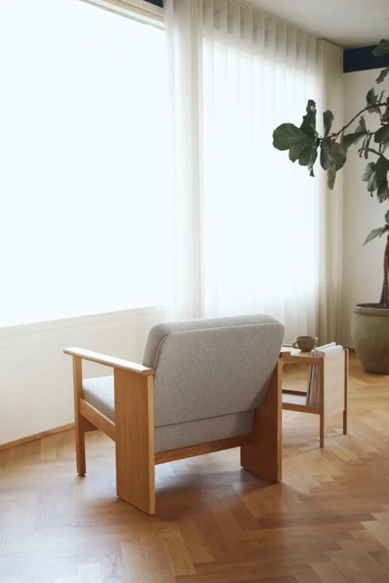 Form & Refine Block lounge chair, oiled oak - Gabriel Grain 61247