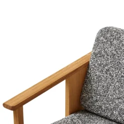 Form & Refine Block lounge chair, oiled oak - Kvadrat Zero 0004