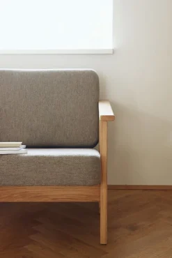 Form & Refine Block lounge chair, oiled oak - Hallingdal 65 0227