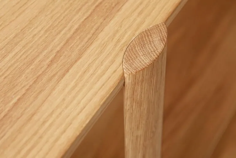 Form & Refine Leaf shelf 2x2, oak