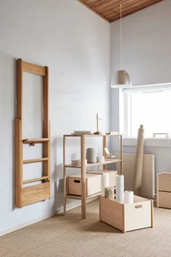 Form & Refine Leaf shelf 1x3, white oiled oak