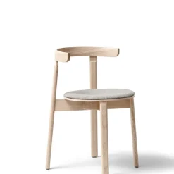Form & Refine Lunar chair, white oiled oak - Hallingdal 0227