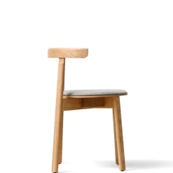 Form & Refine Lunar chair, oiled oak - Hallingdal 0227
