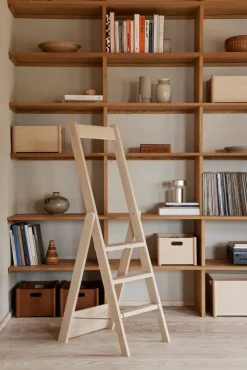 Form & Refine Pillar storage box, medium, beech