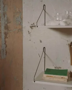 Frama D20 shelf, 40 cm, warm white steel