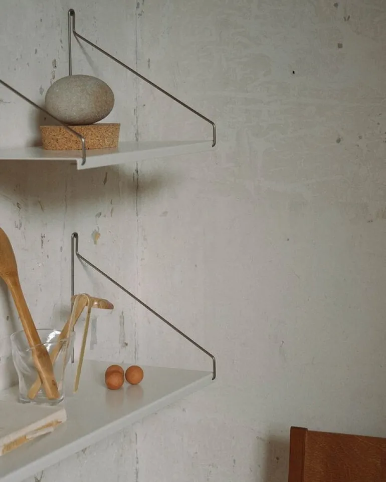 Frama D27 shelf, 60 cm, warm white steel