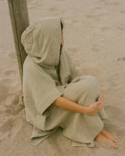 Frama Light Towel poncho, sage green