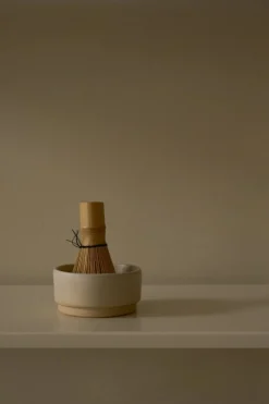 Frama Shelf Library H1852 wall shelf, warm white