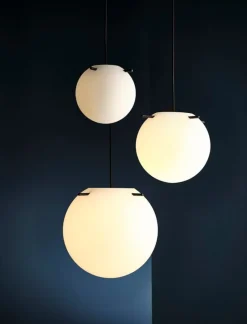 Frandsen Koi pendant, 32 cm, white opal - black