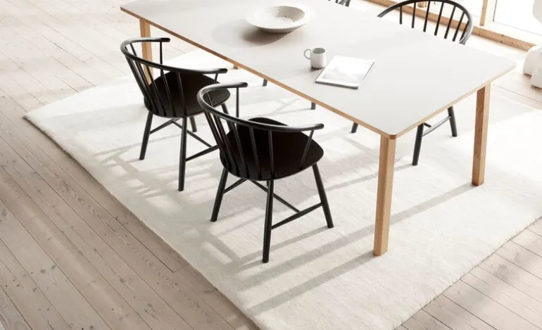 Fredericia Ana extension dining table, black - smoked oak