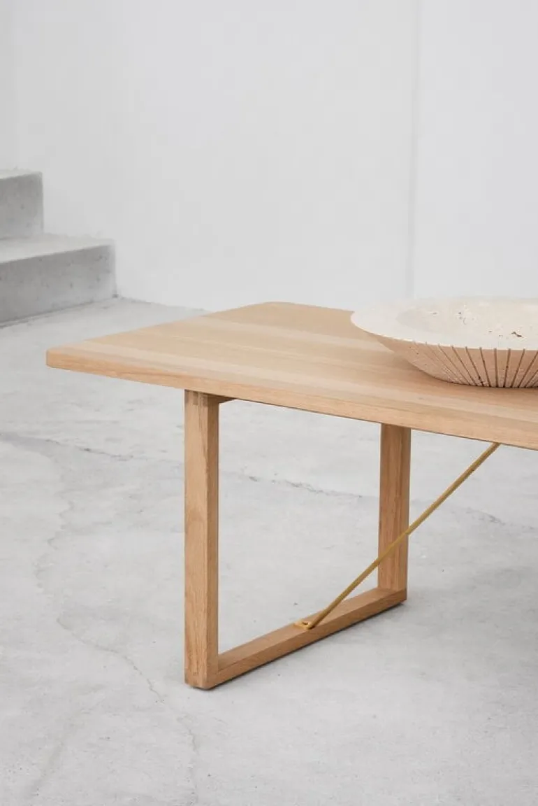 Fredericia BM67 coffee table, soaped oak - brass