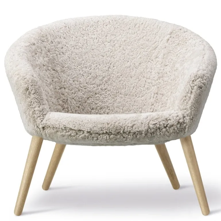 Fredericia Ditzel lounge chair, Moonlight sheepskin - oak