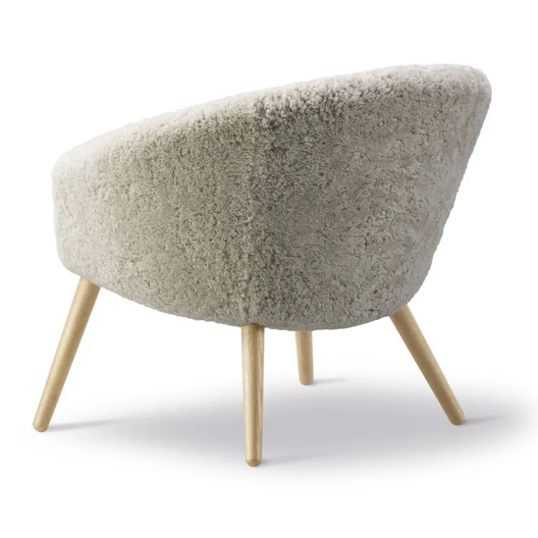 Fredericia Ditzel lounge chair, Moonlight sheepskin - oak