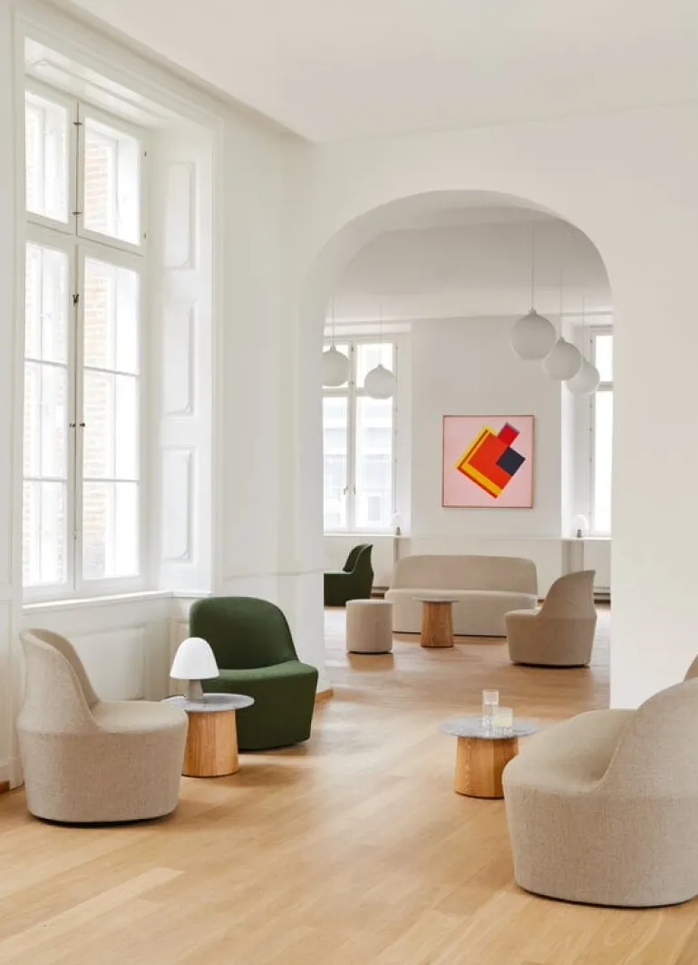 Fredericia Niveau coffee table, 61 cm, oiled ash - tundra grey