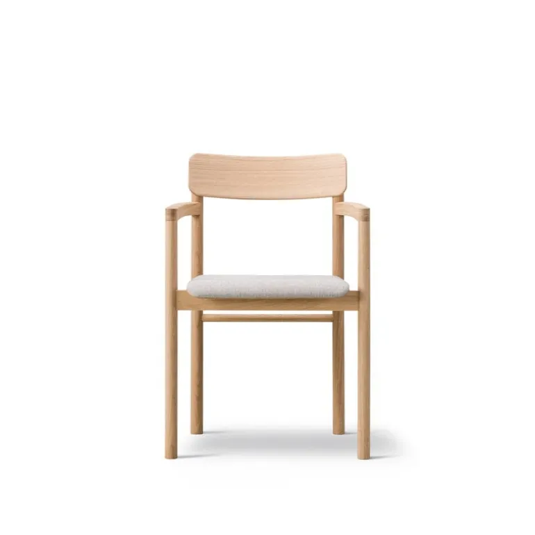Fredericia Post armchair, oiled oak - light grey