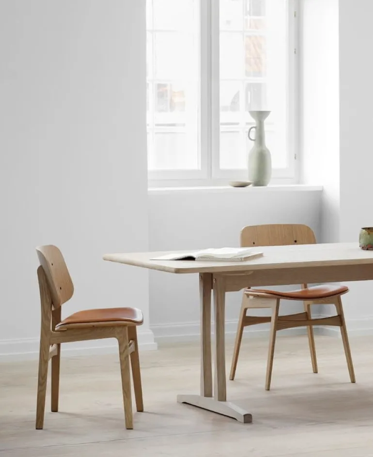 Fredericia Søborg chair 3051, wood base, lacquered oak - cognac leather