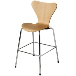 Fritz Hansen Series 7 Junior chair, oak - chrome