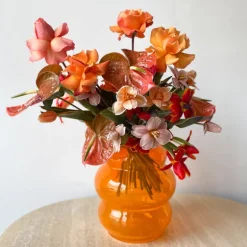 Fundamental Berlin Muse vase, medium, saffron