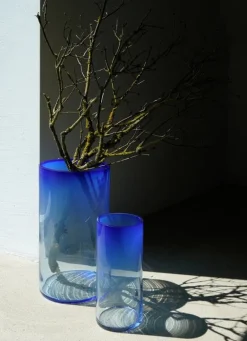 Fundamental Berlin Rise table vase, cobalt blue
