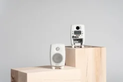 Genelec G One (B) active speaker, white