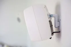 Genelec Wall mount for G Two/G Three speaker, white