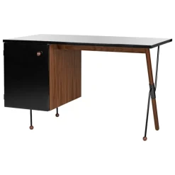 GUBI 62 Desk, walnut - black