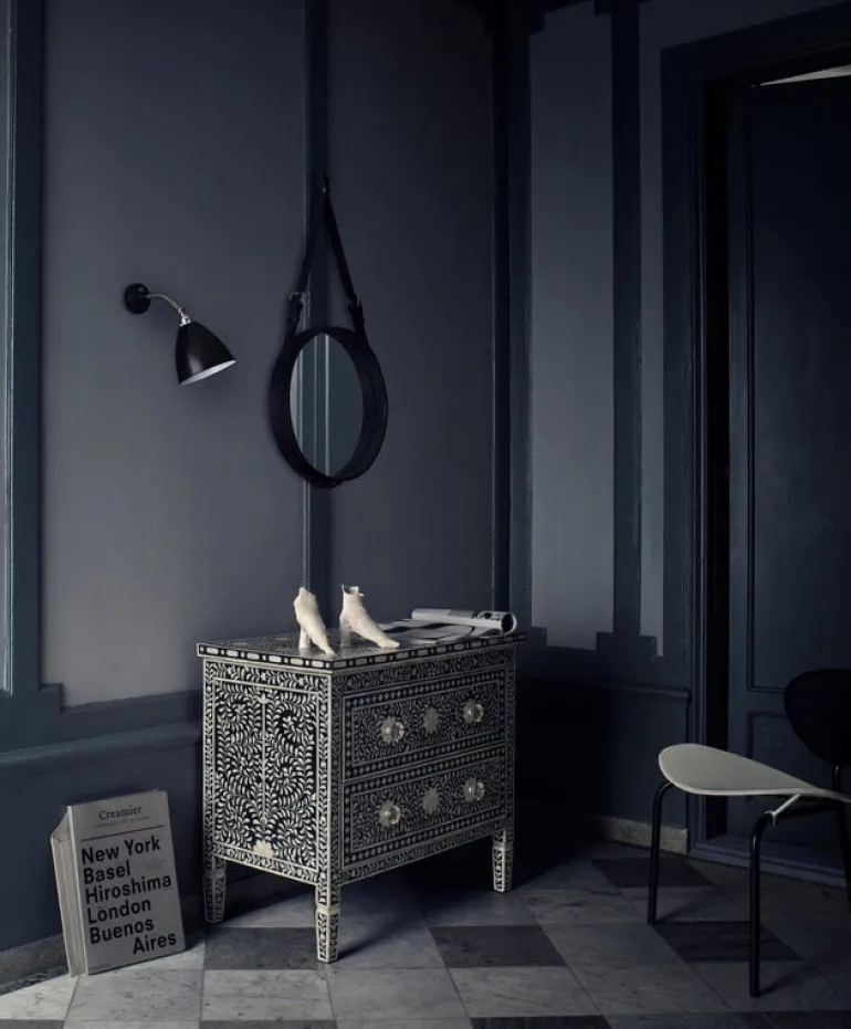 GUBI Adnet mirror, S, black leather