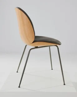 GUBI Beetle chair, black chrome - oak - grey leather Soft