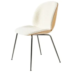 GUBI Beetle chair, black chrome - oak - Karakorum 001