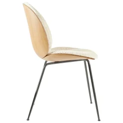 GUBI Beetle chair, black chrome - oak - Karakorum 001