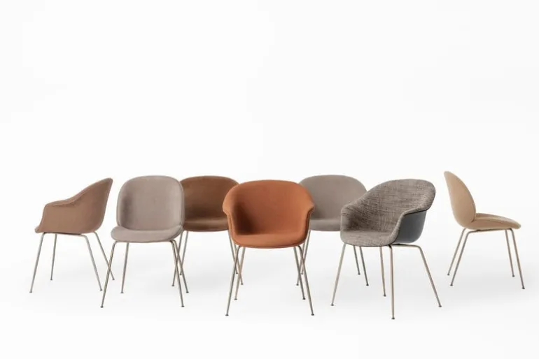 GUBI Beetle chair, brass semi matt - Light Boucle 08