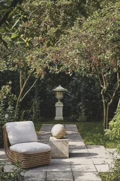 GUBI Bohemian 72 lounge chair, rattan - Diagonal Boucle 007