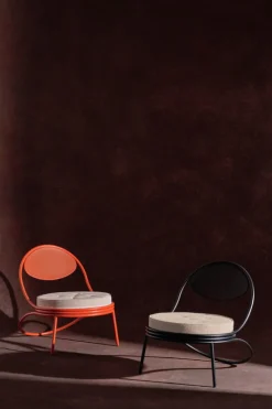 GUBI Copacabana lounge chair, black - Limonta Lorkey 41