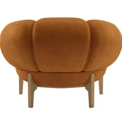 GUBI Croissant lounge chair, oiled oak - Chamois Cuoio 1708