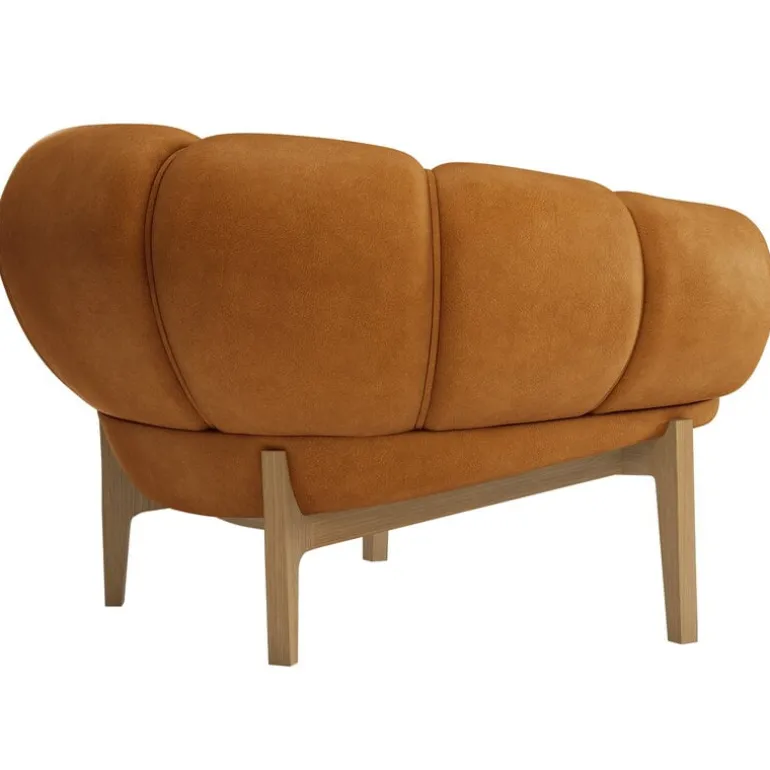 GUBI Croissant lounge chair, oiled oak - Chamois Cuoio 1708