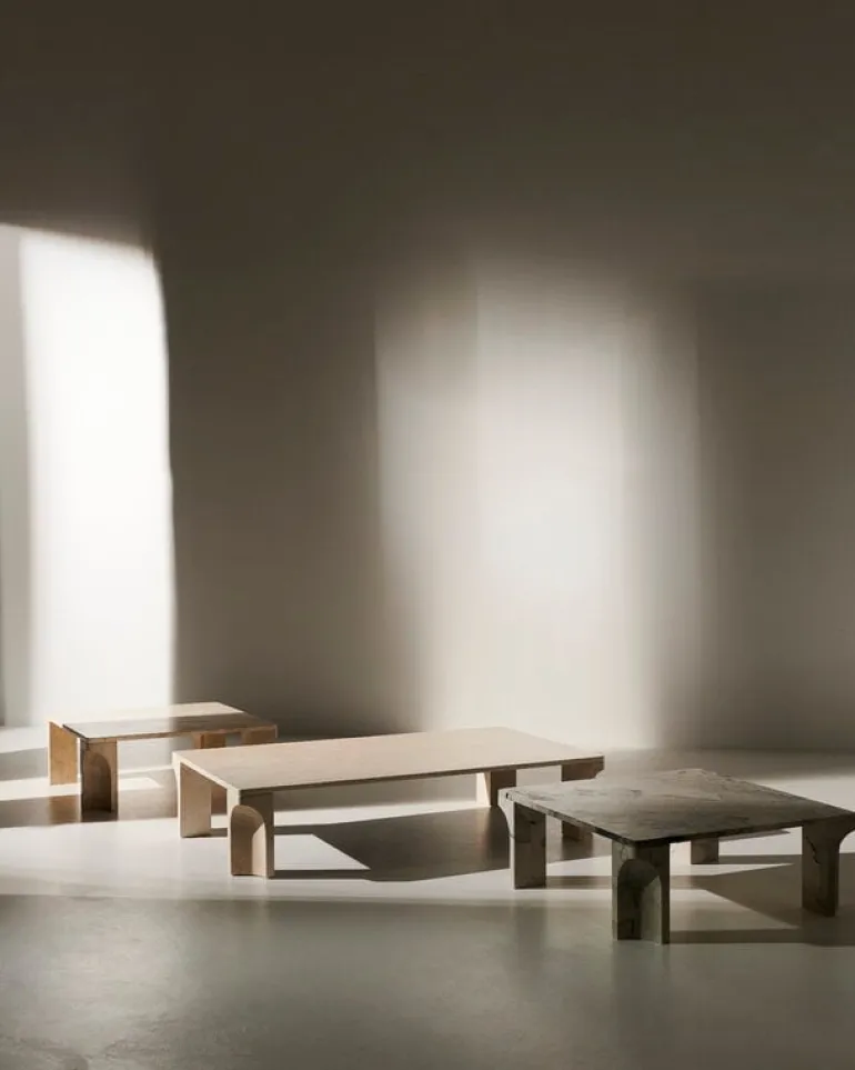 GUBI Doric coffee table, 140 x 80 cm, neutral white travertine