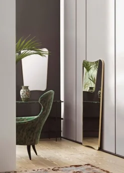 GUBI F.A. 33 mirror, 54 x 80 cm, polished brass