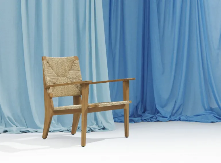 GUBI F-Chair Outdoor lounge chair, natural - teak