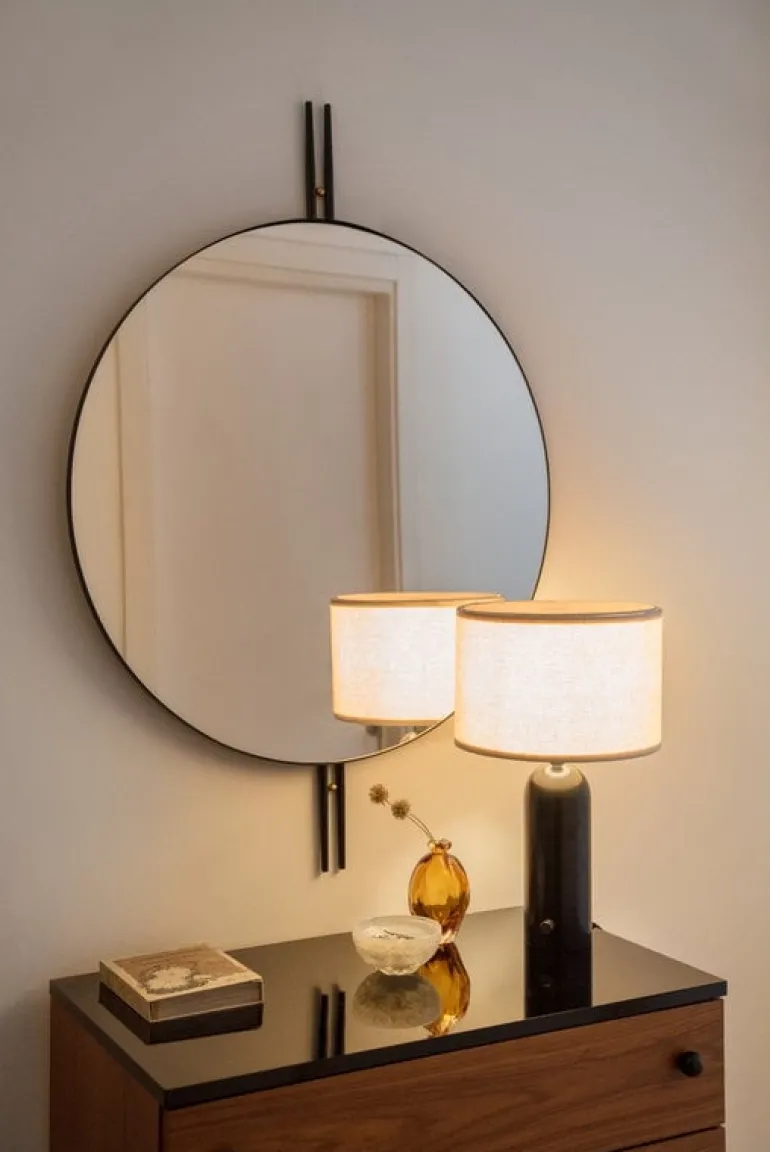 GUBI Gravity table lamp, small, black steel