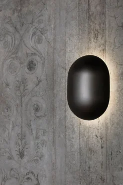 GUBI Howard wall lamp, gunmetal brass