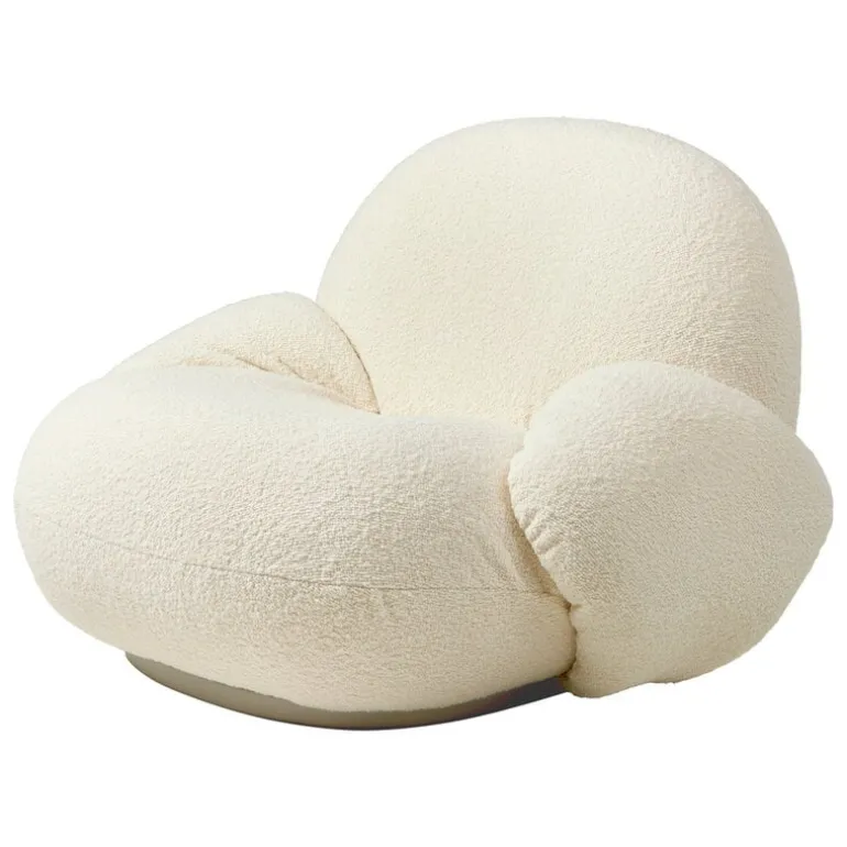 GUBI Pacha lounge chair with armrest, pearl gold - Karakorum 001