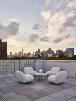 GUBI Pacha Outdoor lounge chair, swivel base, Libera 003