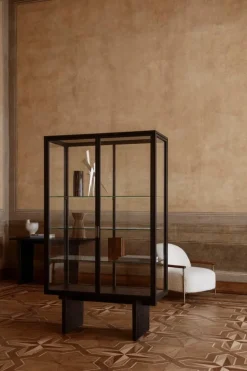 GUBI Private vitrine, black / brown stained oak