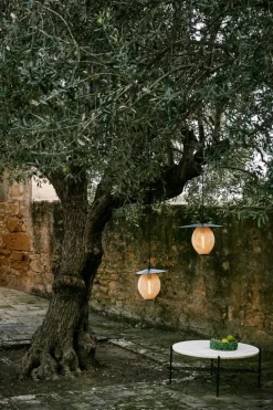 GUBI Satellite Outdoor pendant, 22 cm, black - cream white