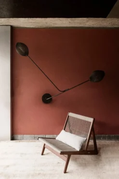 GUBI Satellite wall lamp, cream white semi matt