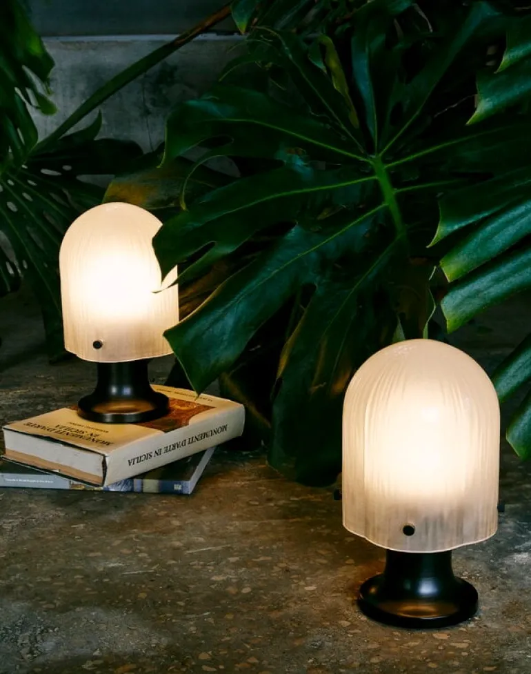 GUBI Seine portable lamp, antique brass - white