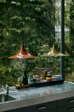 GUBI Semi pendant, 30 cm, roasted pumpkin, glossy